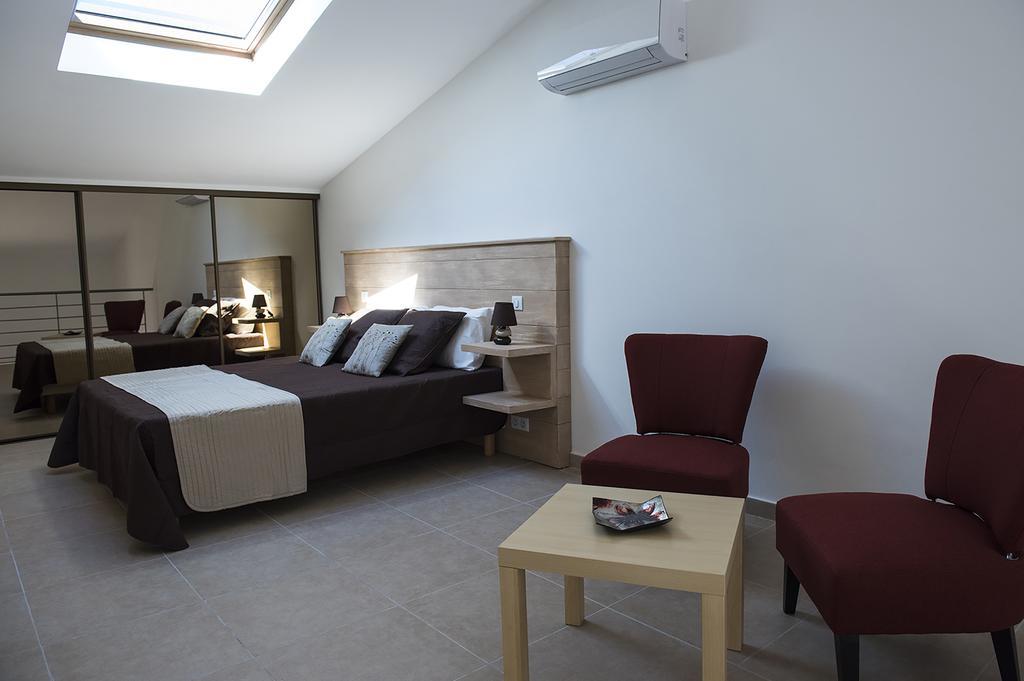 Gite Les Courlis Saint-Etienne-du-Gres Ngoại thất bức ảnh
