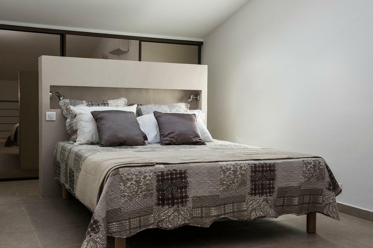 Gite Les Courlis Saint-Etienne-du-Gres Ngoại thất bức ảnh